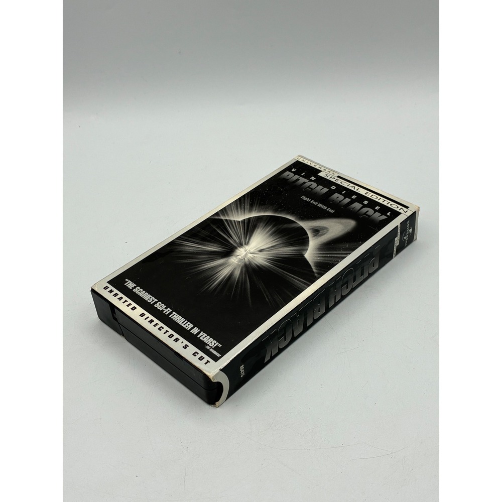 Pitch Black VHS Vin Diesel Unrated Director's Cut Special Edition Sci-Fi Movie
